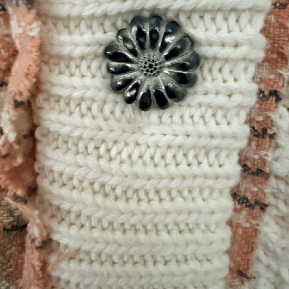 POL Boho Knit Sweater Cardigan Cream Blush Plaid V-Neck Oversized Medium NWOT - Picture 6 of 7